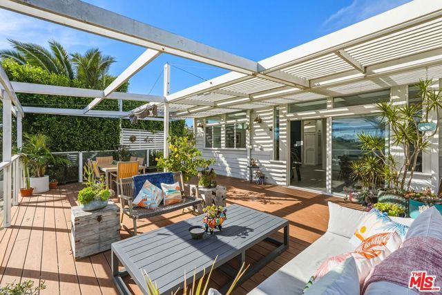 29500 Heathercliff Rd 105, Malibu, CA 90265