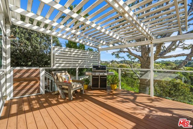 29500 Heathercliff Rd 105, Malibu, CA 90265