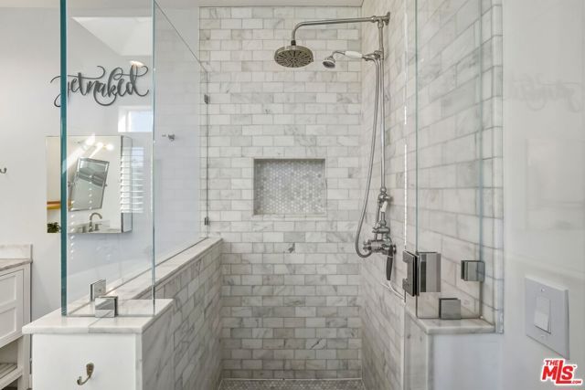 29500 Heathercliff Rd 105, Malibu, CA 90265