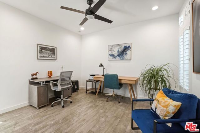 29500 Heathercliff Rd 105, Malibu, CA 90265