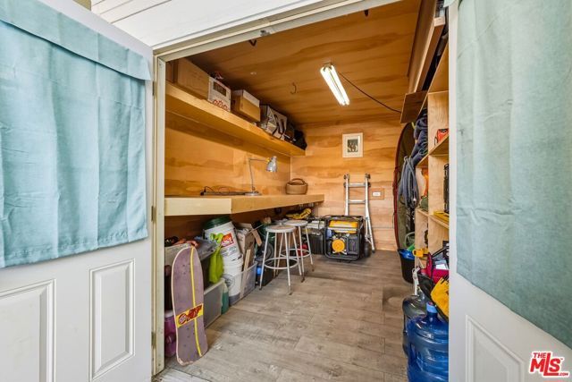 29500 Heathercliff Rd 105, Malibu, CA 90265