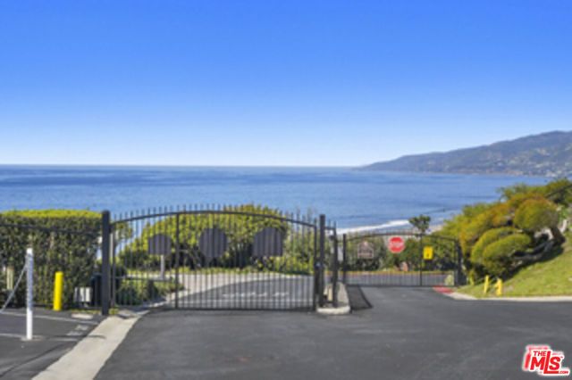 29500 Heathercliff Rd 105, Malibu, CA 90265