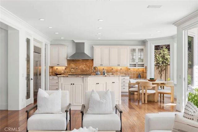 1943 Port Provence, Newport Beach, CA 92660