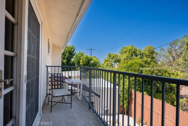 13383 Contour Drive, Sherman Oaks, CA 91423