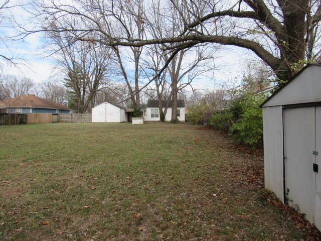 2738 W Latoka Street, Springfield, MO 65807