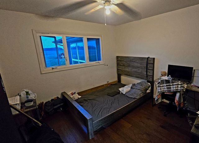 2900 E Spruce Drive, Crete, IL 60417