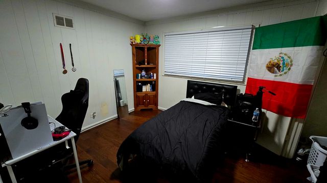 2900 E Spruce Drive, Crete, IL 60417