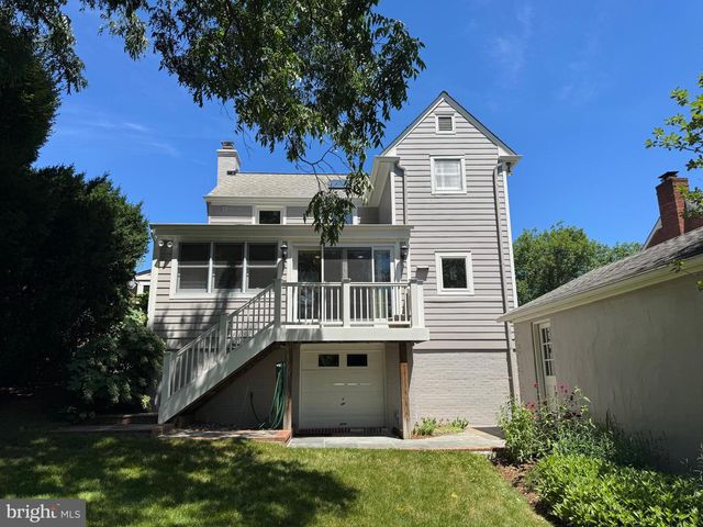 6114 20TH ST N, Arlington, VA 22205
