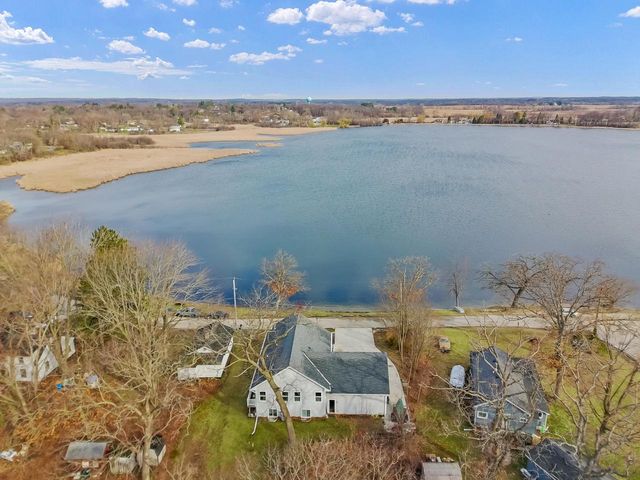 W1143 Lake DRIVE, Genoa City, WI 53128