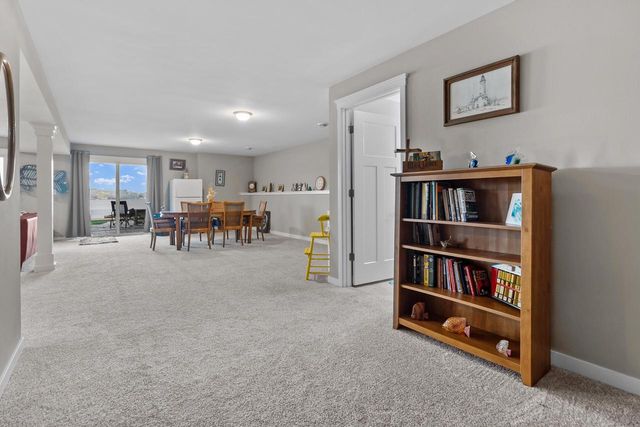W1143 Lake DRIVE, Genoa City, WI 53128