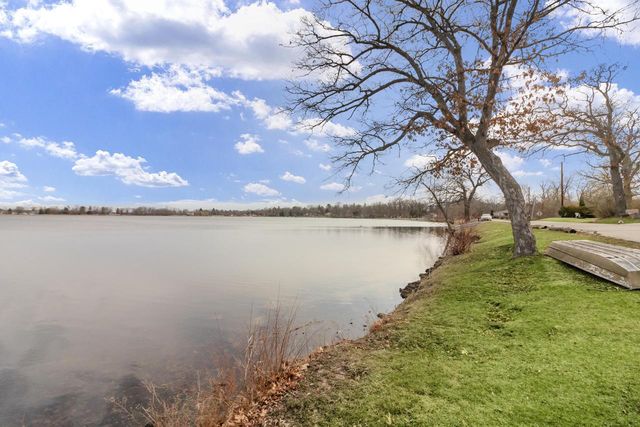 W1143 Lake DRIVE, Genoa City, WI 53128