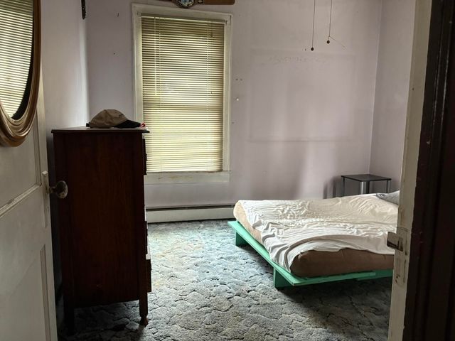 S 1420 Midland Heights PL, Covington, VA 24426