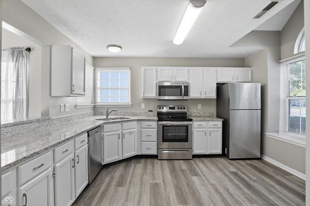 4830 Countrybrook Way, Indianapolis, IN 46254