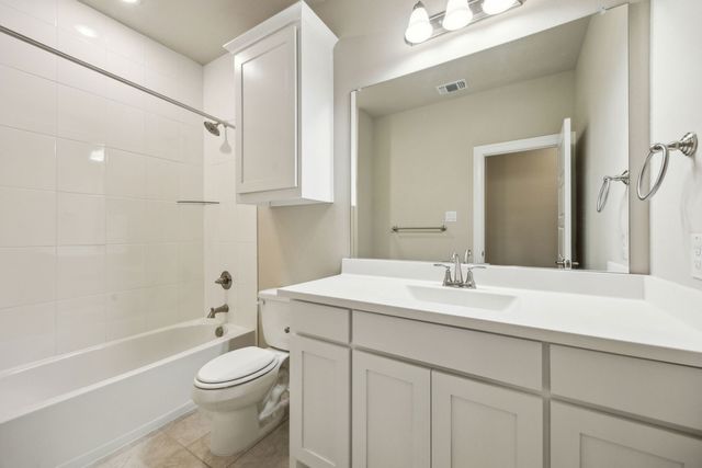 1004 Pearl Crescent Place, Crowley, TX 76036