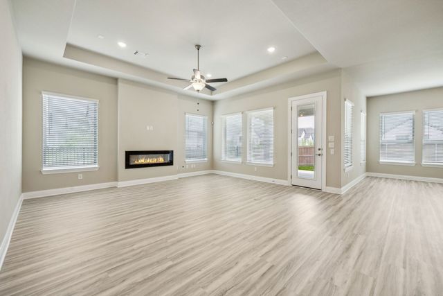 1004 Pearl Crescent Place, Crowley, TX 76036