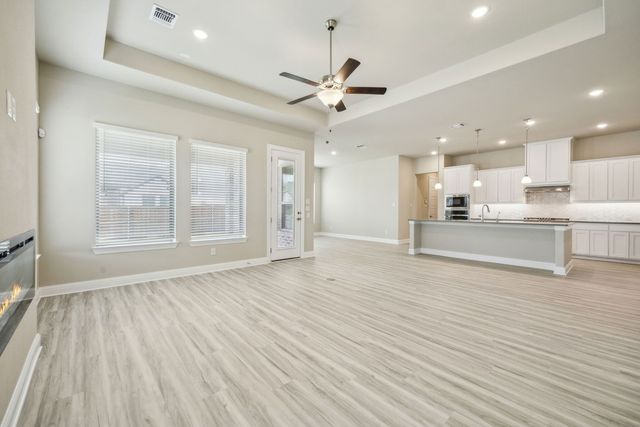 1004 Pearl Crescent Place, Crowley, TX 76036