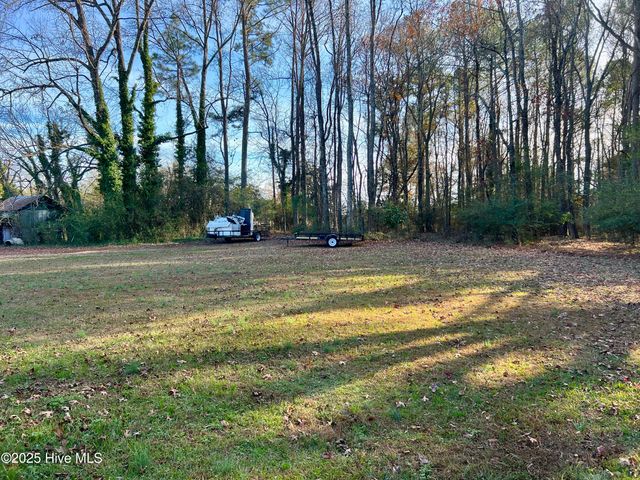 667 Fountain School Road, Battleboro, NC 27809