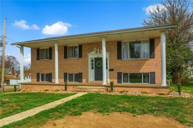 201 E Hazelcroft Ave, New Castle, PA 16105