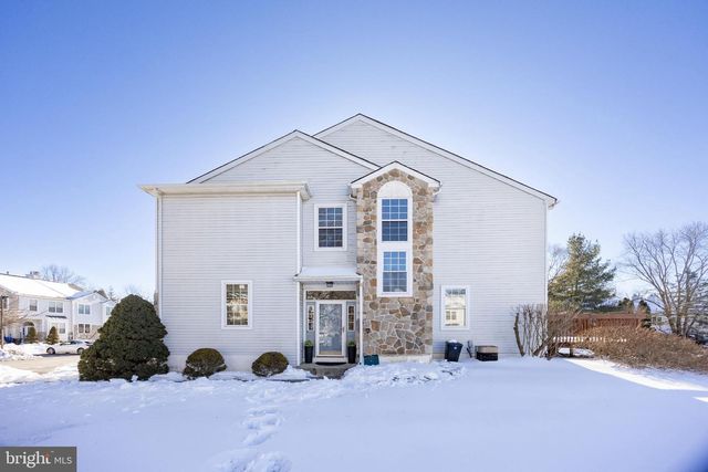 113 YELLOW WOOD CT, Collegeville, PA 19426