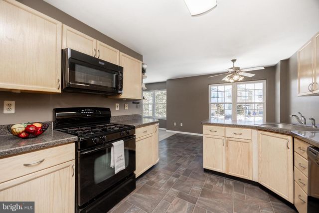 113 YELLOW WOOD CT, Collegeville, PA 19426