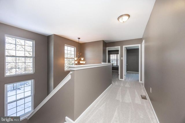 113 YELLOW WOOD CT, Collegeville, PA 19426