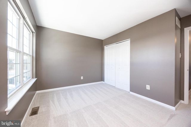 113 YELLOW WOOD CT, Collegeville, PA 19426