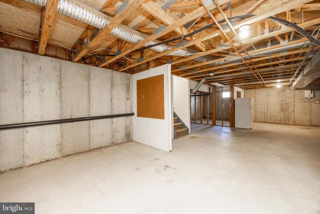 113 YELLOW WOOD CT, Collegeville, PA 19426