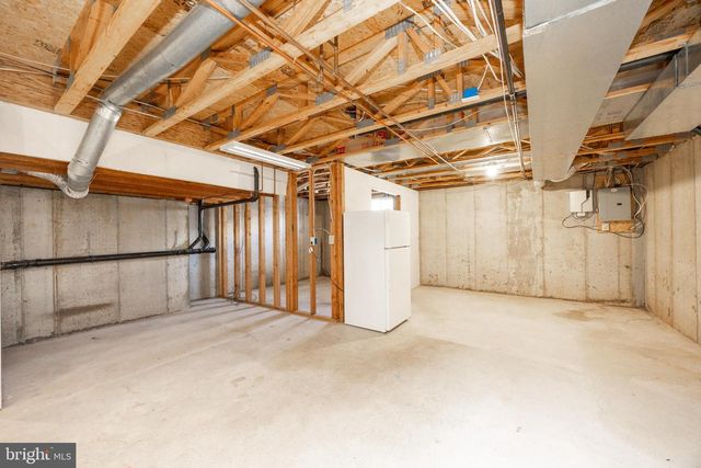 113 YELLOW WOOD CT, Collegeville, PA 19426