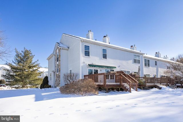 113 YELLOW WOOD CT, Collegeville, PA 19426