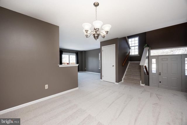 113 YELLOW WOOD CT, Collegeville, PA 19426