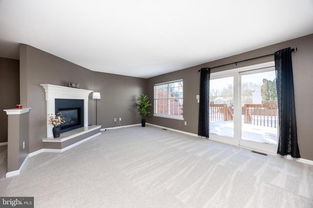 113 YELLOW WOOD CT, Collegeville, PA 19426