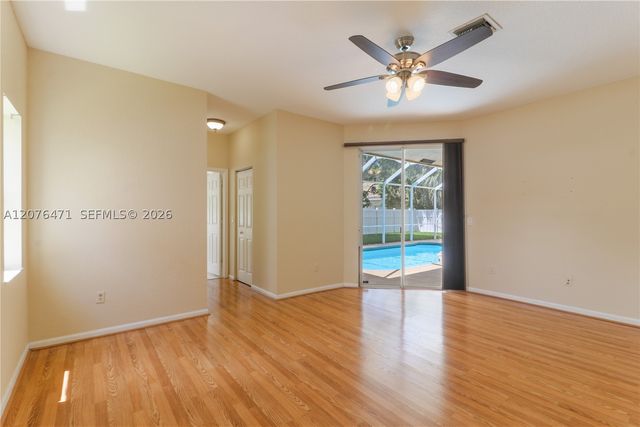 10256 NW 53rd Ct, Coral Springs, FL 33076