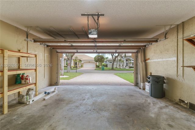 10256 NW 53rd Ct, Coral Springs, FL 33076