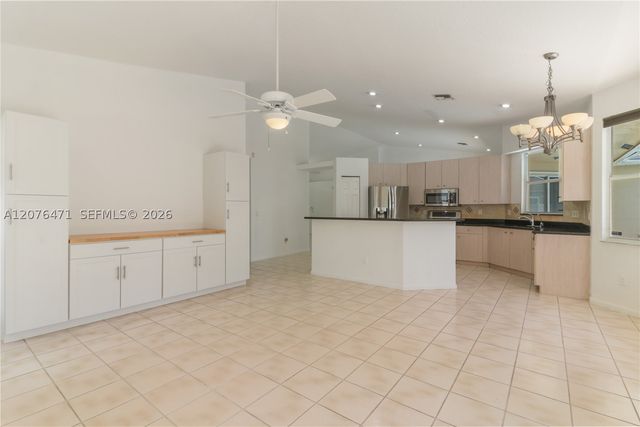 10256 NW 53rd Ct, Coral Springs, FL 33076