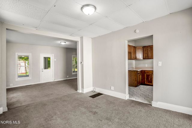 1027 Wright Avenue, Toledo, OH 43609
