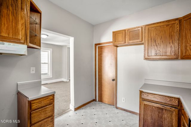 1027 Wright Avenue, Toledo, OH 43609