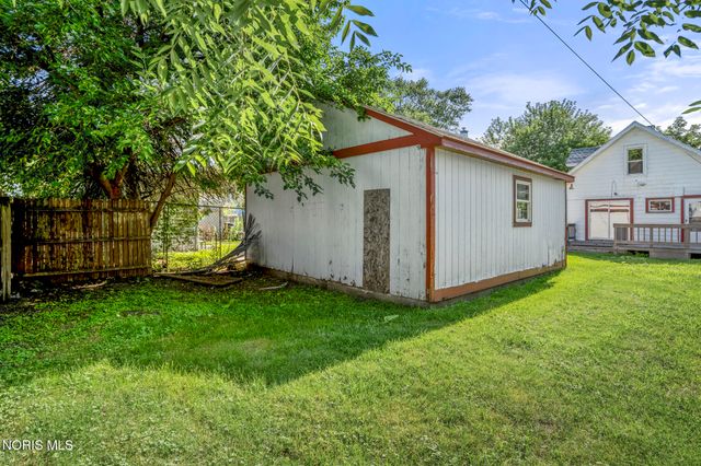 1027 Wright Avenue, Toledo, OH 43609