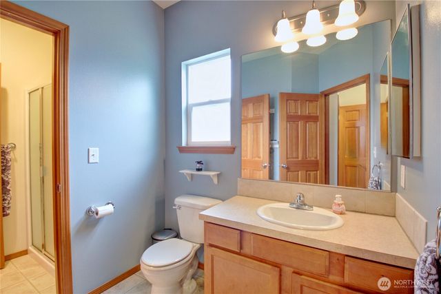 1902 Tundra Loop, Mount Vernon, WA 98273