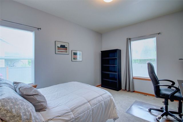 1902 Tundra Loop, Mount Vernon, WA 98273