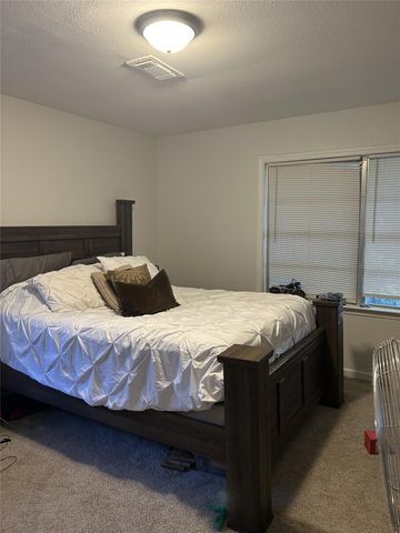 302 Shore Acres Boulevard, Shoreacres, TX 77571