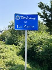 302 Shore Acres Boulevard, Shoreacres, TX 77571