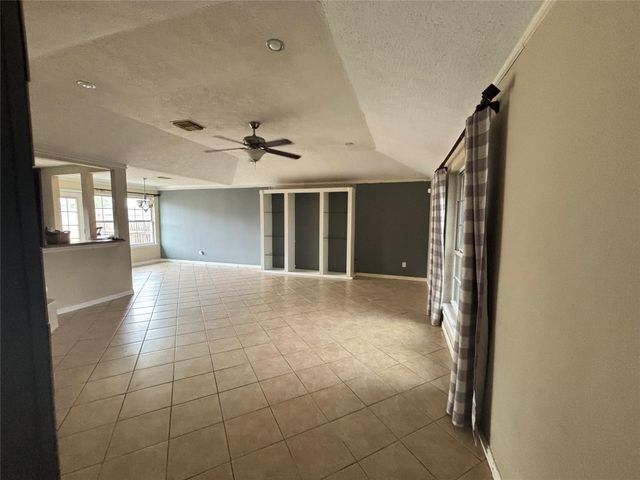 13315 Whitchurch Way, Houston, TX 77015