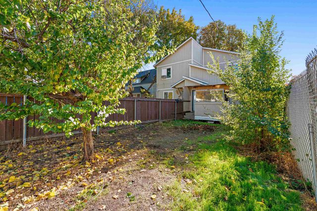 2424 W Dean Ave, Spokane, WA 99201