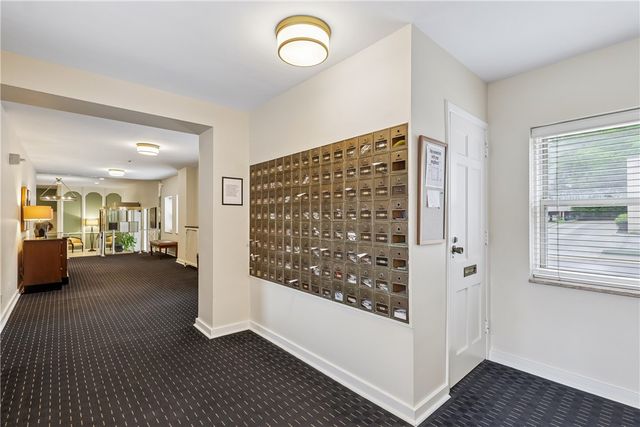 144 N Dithridge Street 207, Oakland, PA 15213