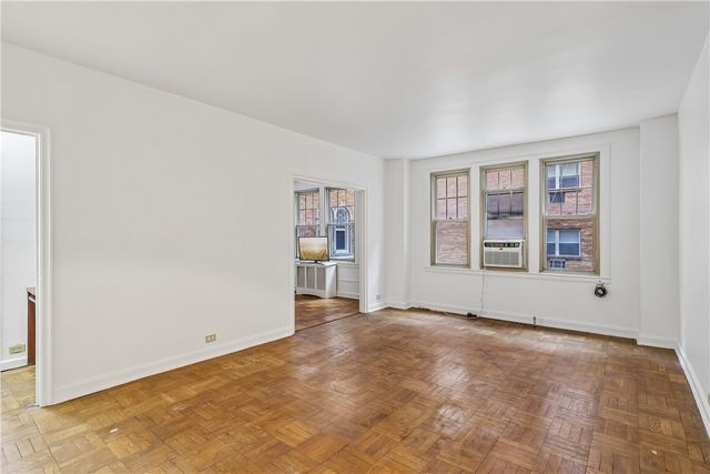 144 N Dithridge Street 207, Oakland, PA 15213