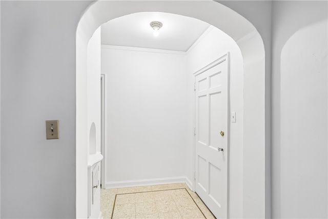 144 N Dithridge Street 207, Oakland, PA 15213
