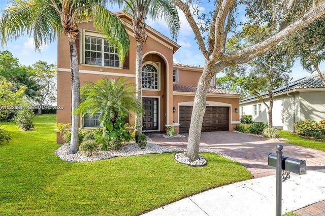 4499 W Whitewater Ave, Weston, FL 33332