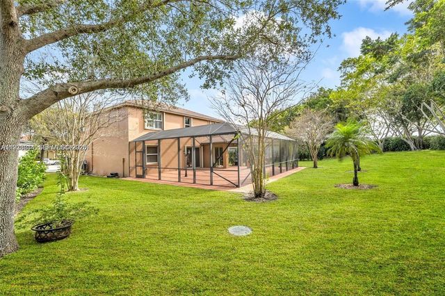 4499 W Whitewater Ave, Weston, FL 33332