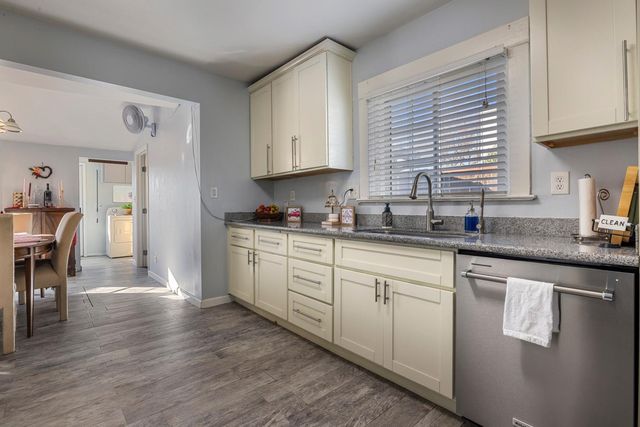 315 Kimble St, Modesto, CA 95354