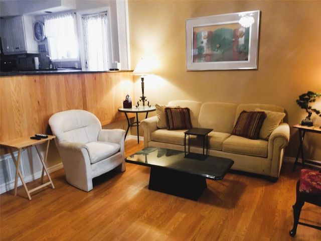 2051 VISTA DEL SOL CIRCLE 201, Lutz, FL 33558